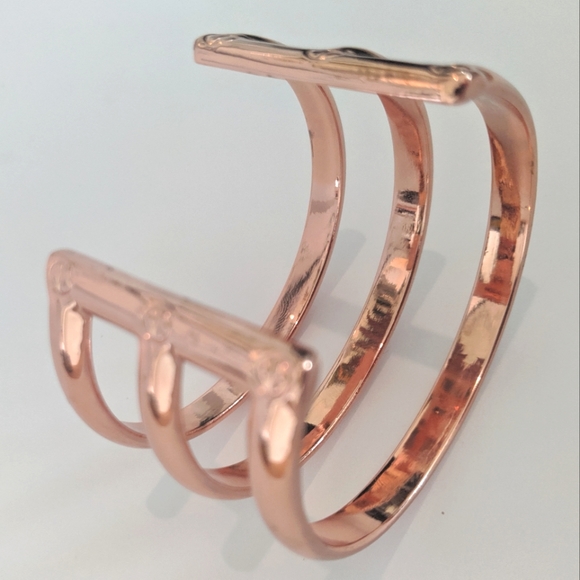 SOLD Rose Gold triple stack Statement Cuff - Picture 5 of 6